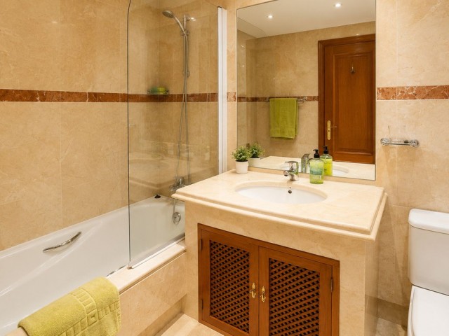 Apartamento con 3 Dormitorios  en Costalita
