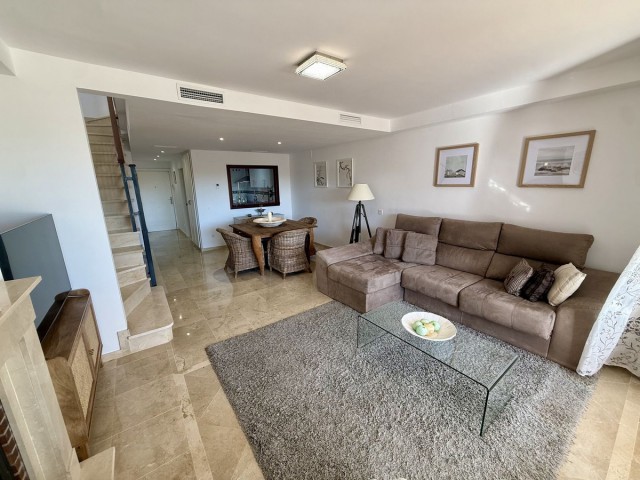 Townhouse, Cabopino, R5365018