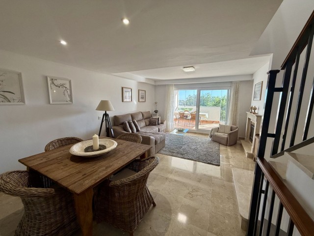 Townhouse, Cabopino, R5365018