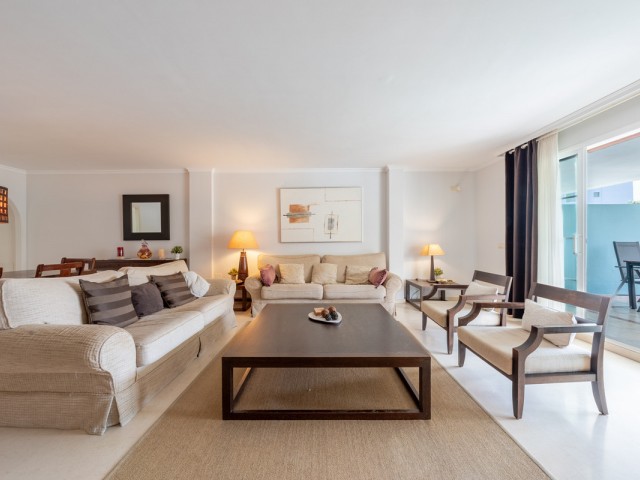 Apartamento con 3 Dormitorios  en Sotogrande Marina