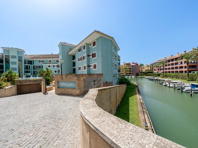 Apartamento con 3 Dormitorios  en Sotogrande Marina