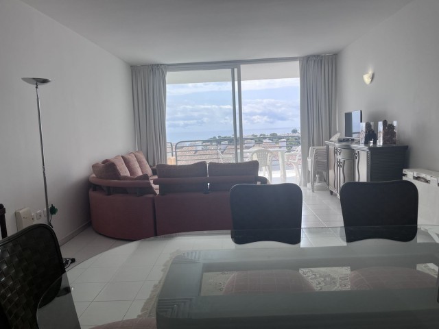 Ático con 3 Dormitorios  en Miraflores