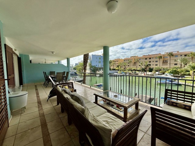 Apartamento con 3 Dormitorios  en Sotogrande Puerto