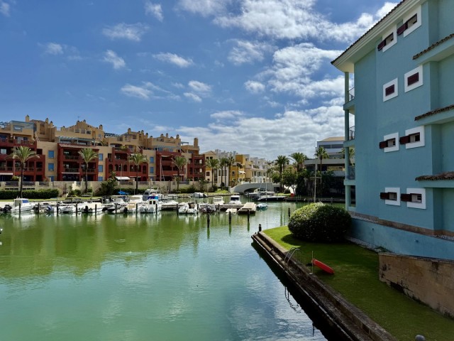Apartamento con 3 Dormitorios  en Sotogrande Puerto