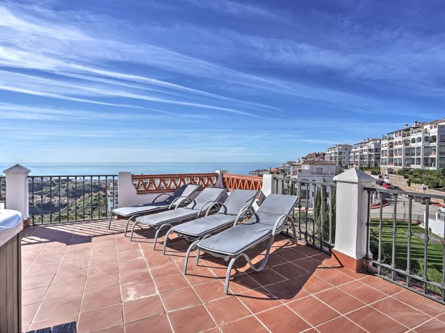 Penthouse in Calahonda