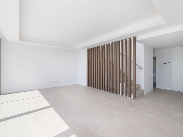 Apartamento con 3 Dormitorios  en Santa Clara