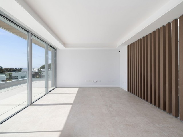 Apartamento con 3 Dormitorios  en Santa Clara