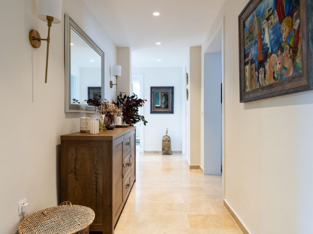 3 Bedrooms Apartment in Calahonda