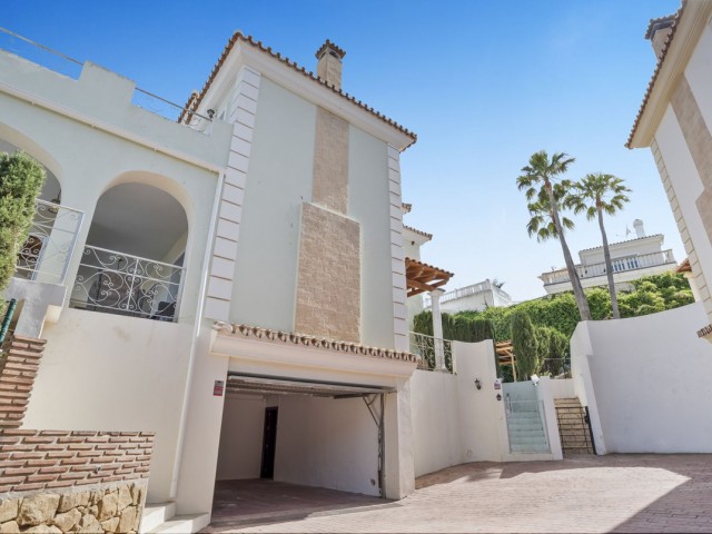 Villa, Cerros del Aguila, R5366491