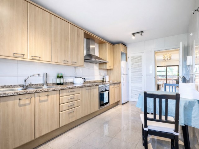 Apartment, Hacienda del Sol, R5367256