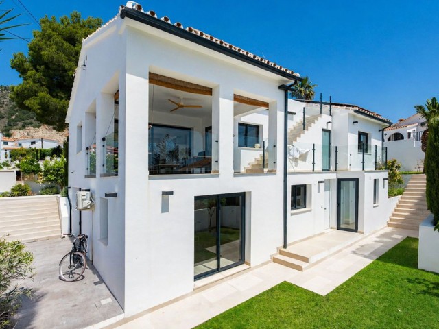 Villa, La Capellania, R5368078