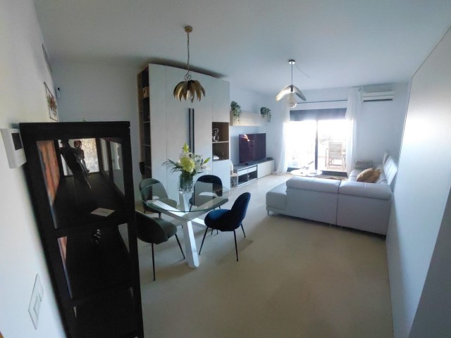 2 Bedrooms Apartment in Estepona