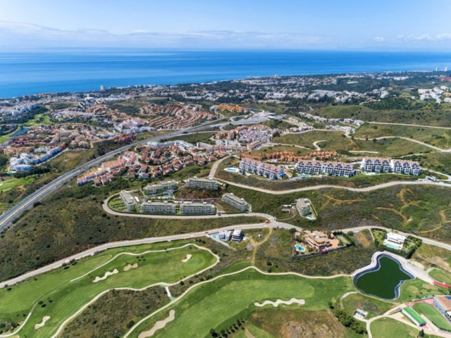Ático con 2 Dormitorios  en Calanova Golf