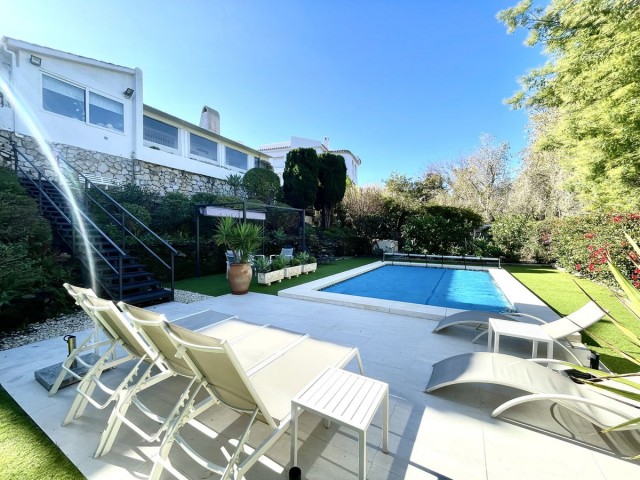 Villa, Cerros del Aguila, R5271103