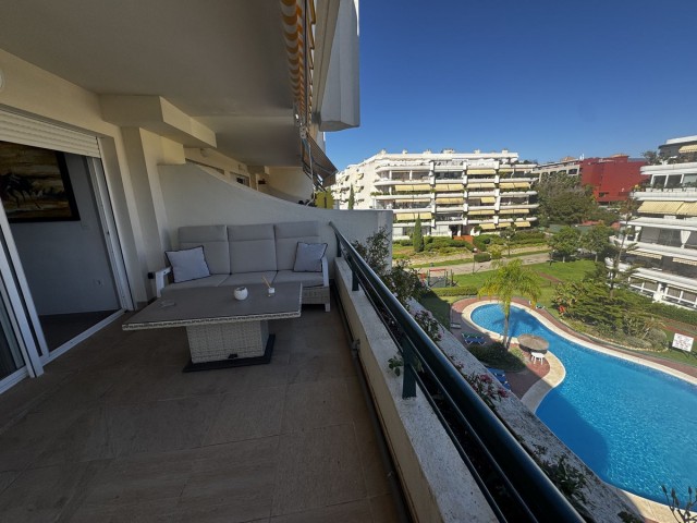 Apartamento, Guadalmina Alta, R5368963