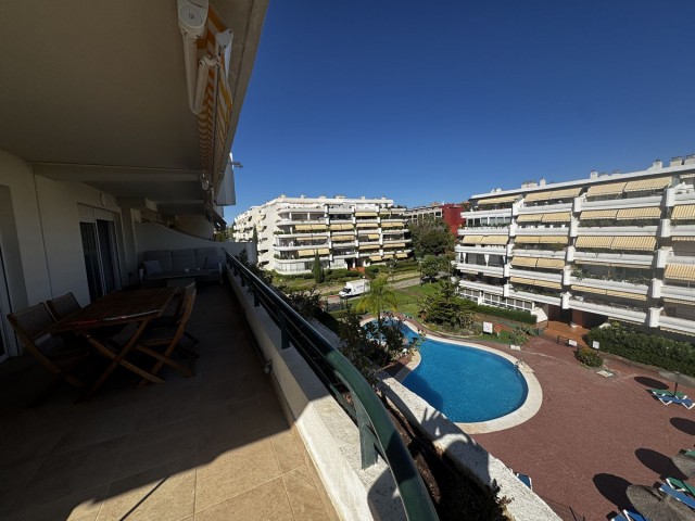 Apartamento, Guadalmina Alta, R5368963