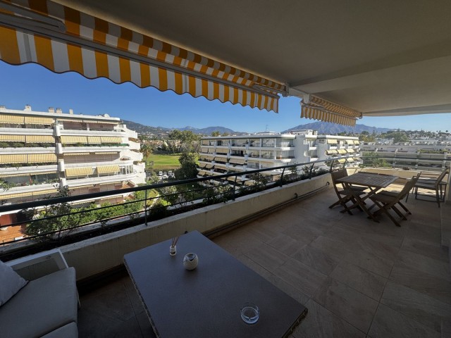Apartamento, Guadalmina Alta, R5368963