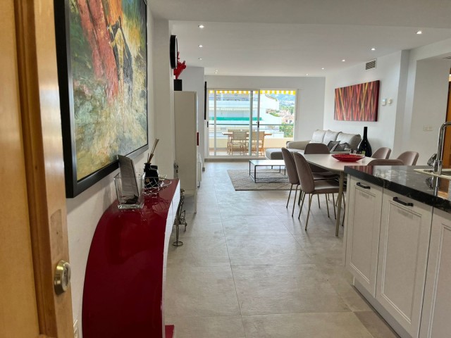 Apartamento con 3 Dormitorios  en Guadalmina Alta