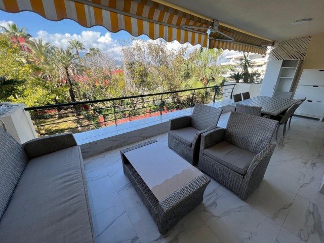 Apartment, San Pedro de Alcántara, R5373871