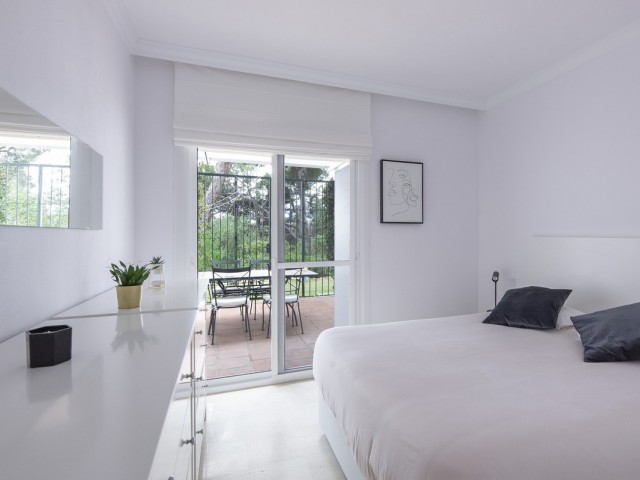 Apartment, Benahavis, R5374354