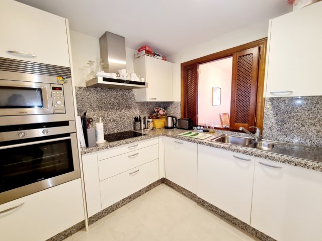 Apartamento, New Golden Mile, R5376910