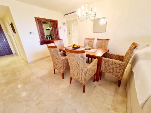Apartamento con 2 Dormitorios  en New Golden Mile