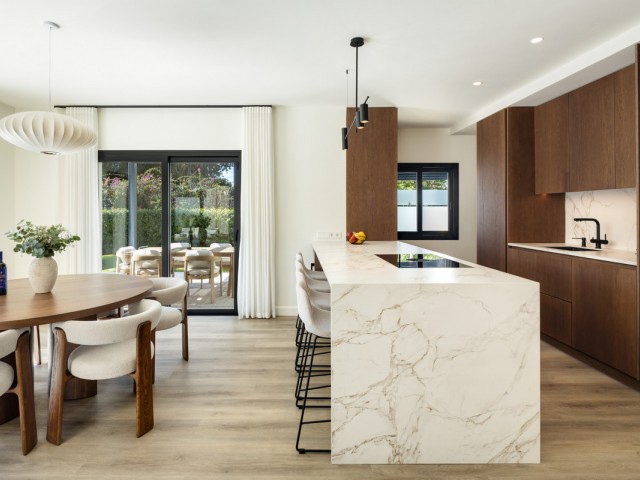 Villa avec 4 Chambres  à Cortijo Blanco