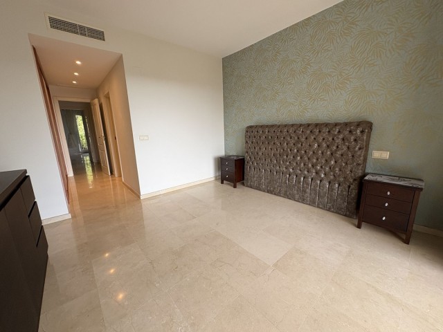 Apartamento con 2 Dormitorios  en La Quinta