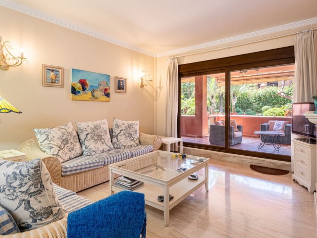 Huoneisto, Guadalmina Baja, R5367847
