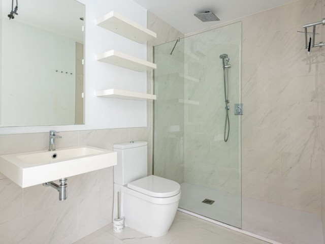 Apartamento con 3 Dormitorios  en Bel Air