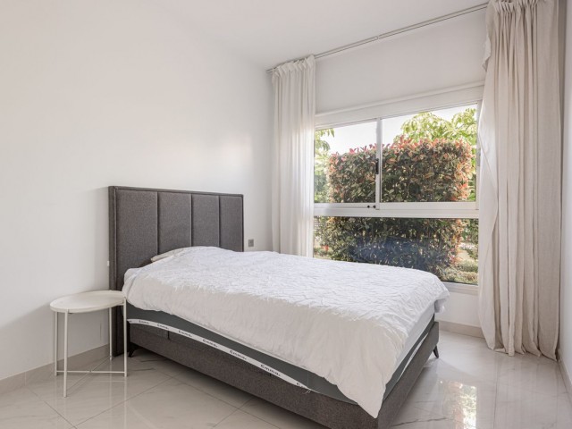 Apartamento con 3 Dormitorios  en Bel Air