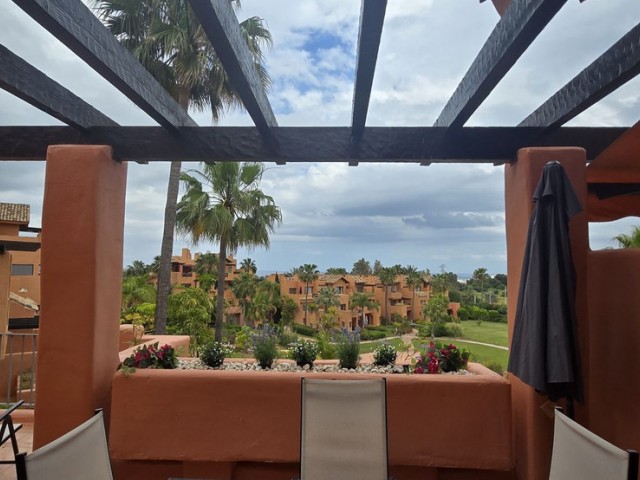 Penthouse avec 2 Chambres  à New Golden Mile