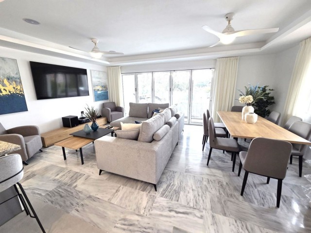 Villa, Artola, R5378788