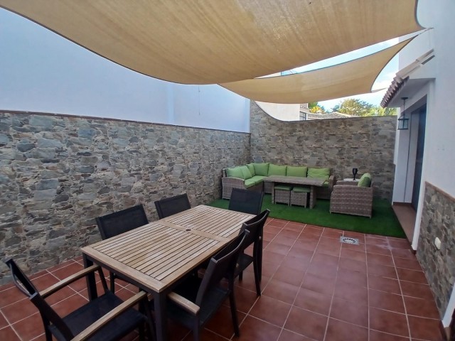 4 Slaapkamer Villa in Los Pacos