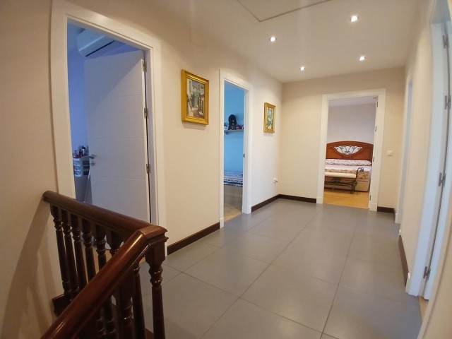 4 Slaapkamer Villa in Los Pacos
