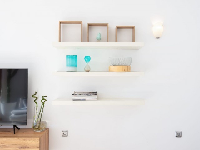 Apartamento con 3 Dormitorios  en Carvajal