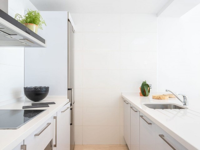 Apartamento con 3 Dormitorios  en Carvajal
