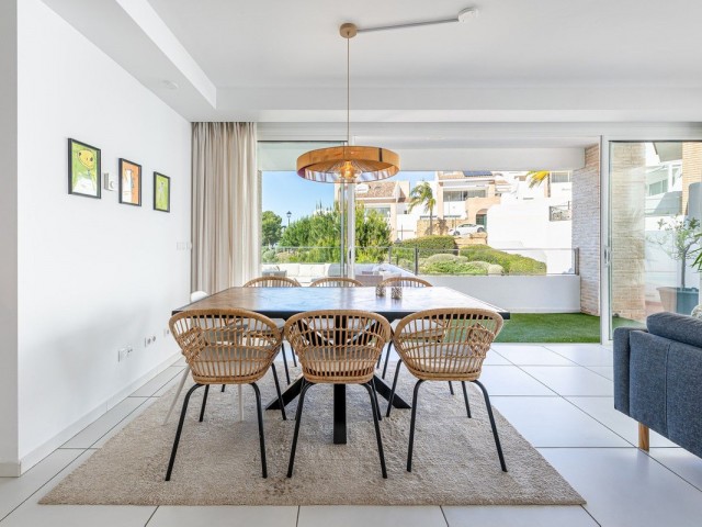 Villa con 5 Dormitorios  en Torremuelle