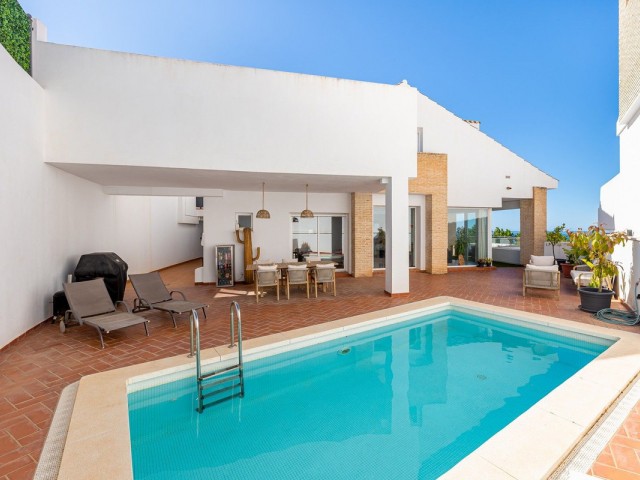 Villa con 5 Dormitorios  en Torremuelle