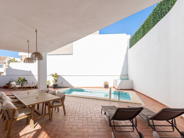 Villa con 5 Dormitorios  en Torremuelle