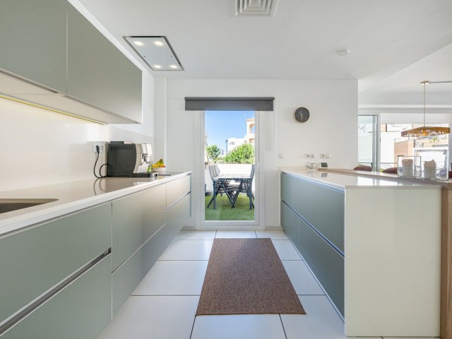 Villa con 5 Dormitorios  en Torremuelle