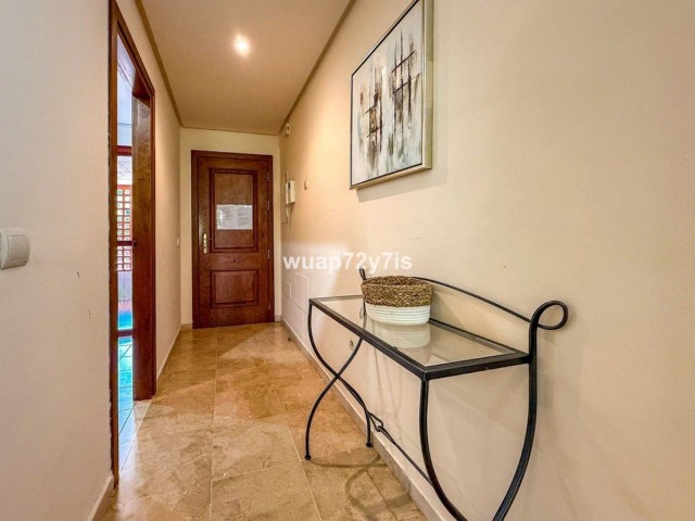 Apartment, El Rosario, R5384173