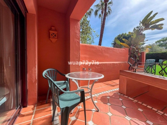 Apartamento con 2 Dormitorios  en El Rosario
