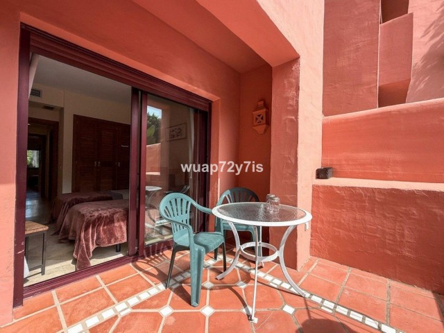 Apartamento con 2 Dormitorios  en El Rosario