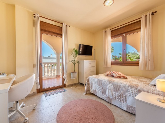 4 Schlafzimmer Villa in Sierrezuela