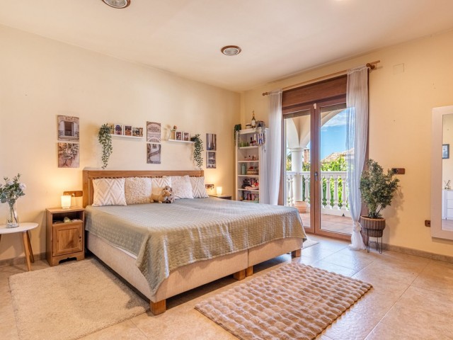 4 Schlafzimmer Villa in Sierrezuela