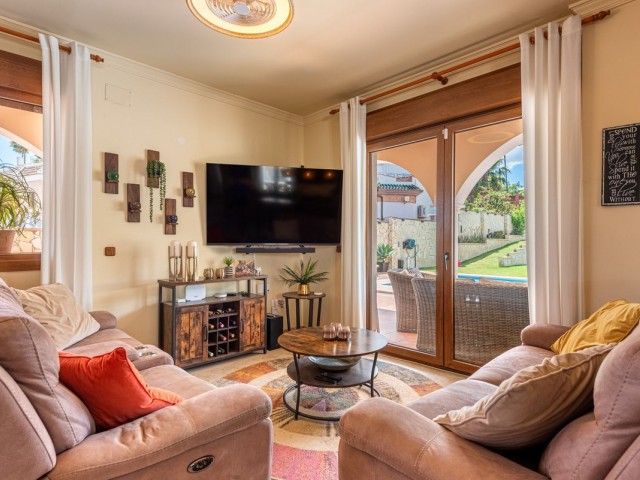 4 Schlafzimmer Villa in Sierrezuela
