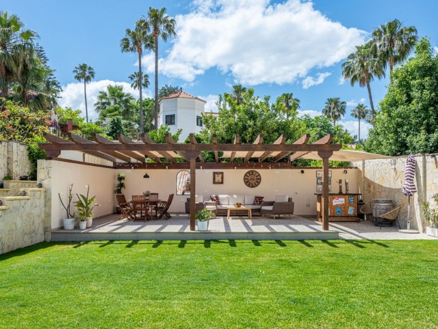 4 Schlafzimmer Villa in Sierrezuela