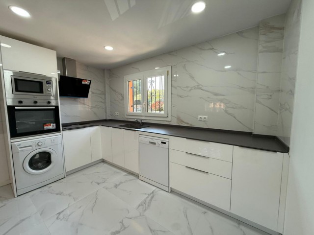 4 Bedrooms Villa in Manilva