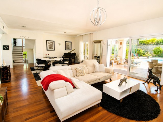 Villa, Sierrezuela, R5387131